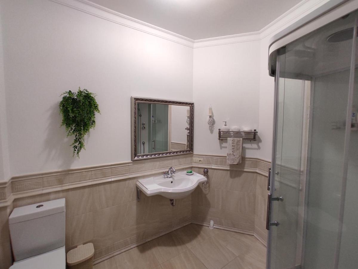 Apartment in the city center Gomel Exteriér fotografie